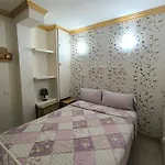 Apartamento Parque Royal 1 *
