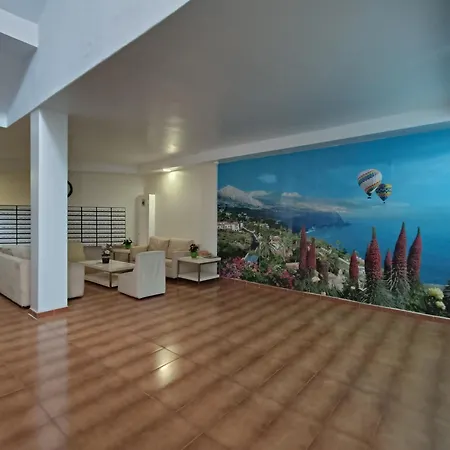 Parque Royal 1 *